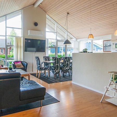 12 Person Holiday Home In Aabenraa Loddenhøj Exteriör bild
