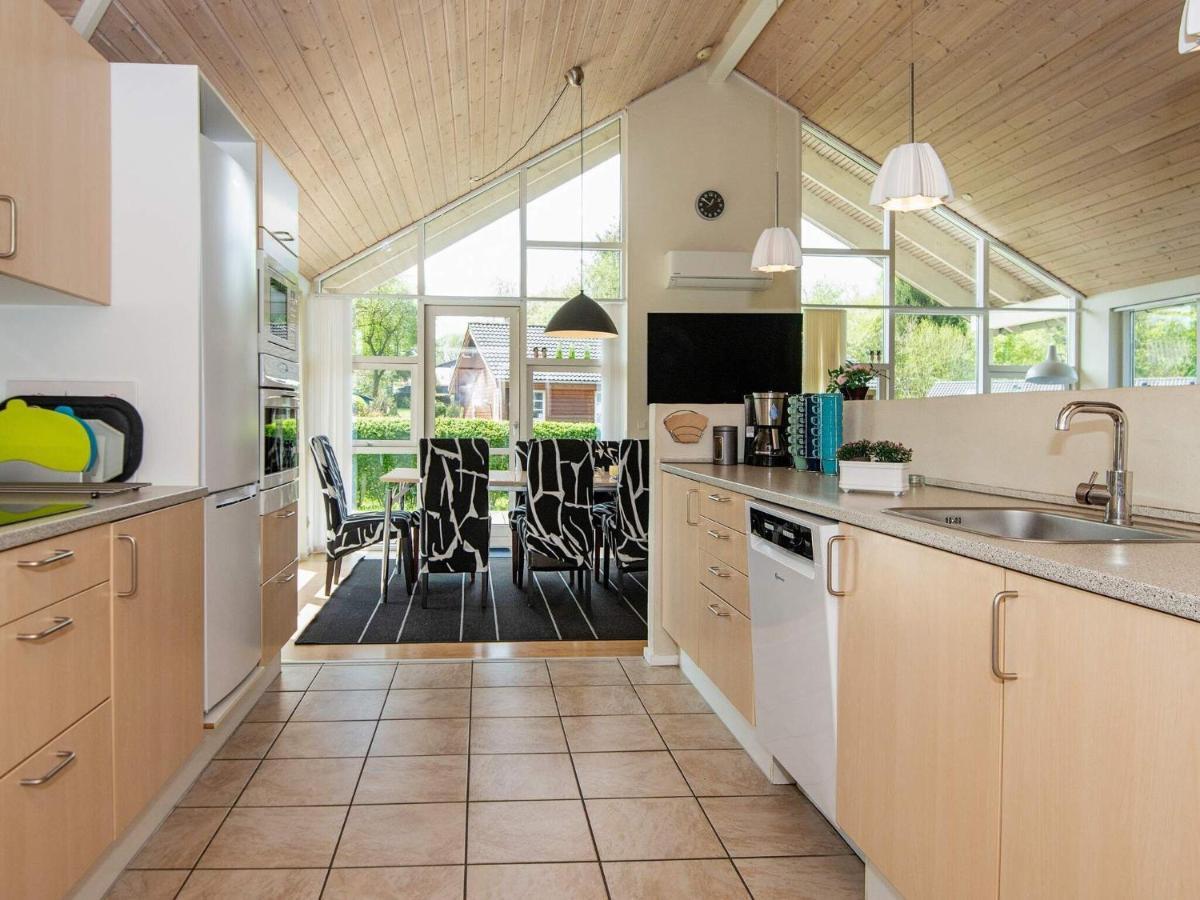 12 Person Holiday Home In Aabenraa Loddenhøj Exteriör bild